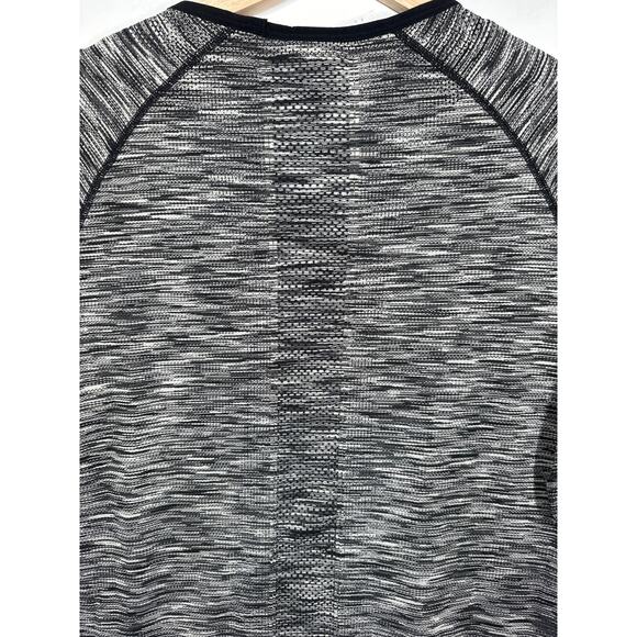 LIVI For Lane Bryant Fitted Activewear Top Space Dye Black Stretch Knit Sz 22/24 - Picture 8 of 9